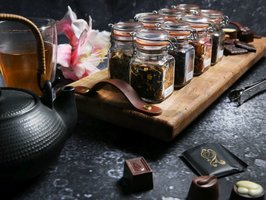 Eiken Theeplank (60cm) & 8 soorten bijzondere thee 